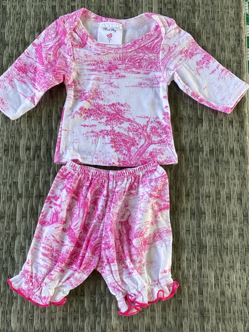 Pink Toile Kids Pajama Set - Cozy Two-Piece Sleepwear 3 Months EUC
